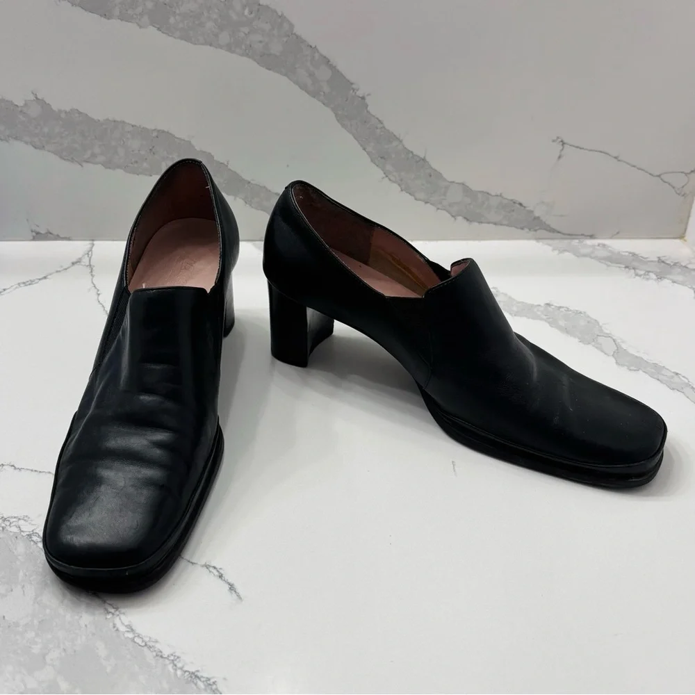 Vintage Aerosoles Women’s Black Leather Pump Heels, Size 9.5M - Picture 1 of 8